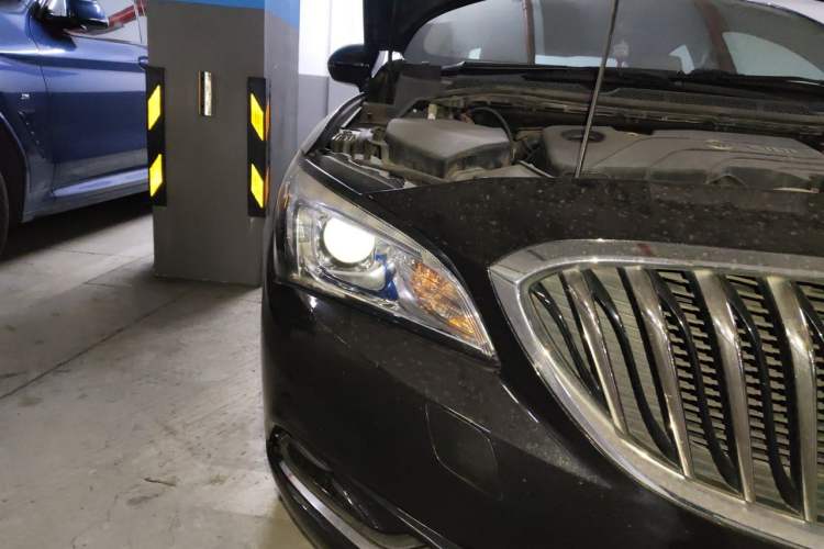 Used Buick Verano 2015 Sedan 15S Manual Entry-Level Model Right Front Headlight