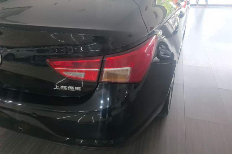 Used Buick Verano 2015 Sedan 15S Automatic Ambition Model Right Rear Taillight