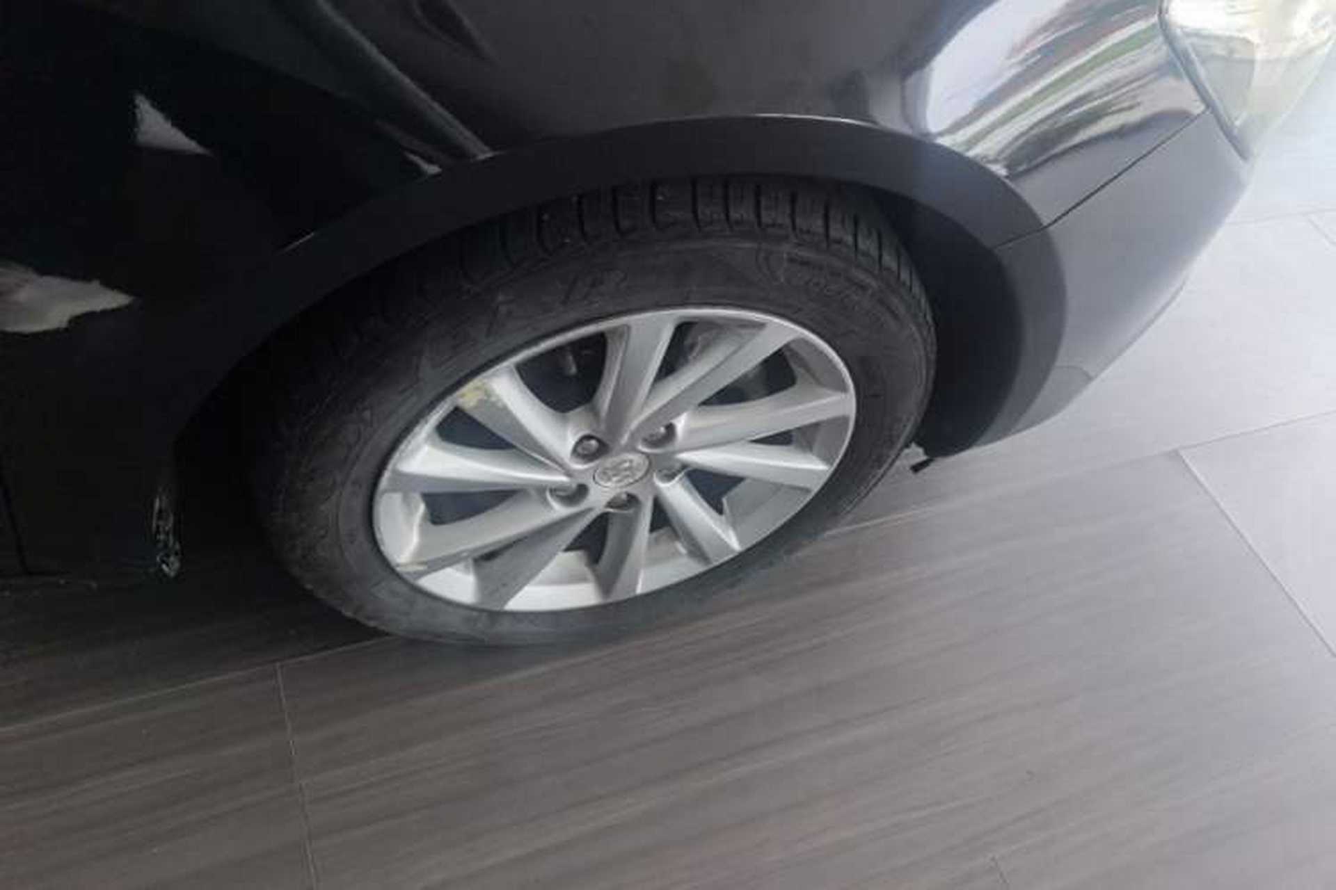 Used Buick Verano 2015 Sedan 15S Automatic Ambition Model Right Rear Wheel Hub