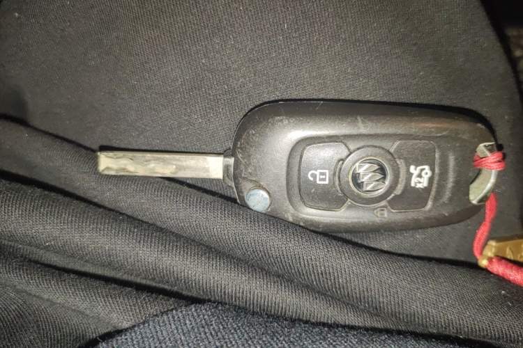 Used Buick Verano 2015 Sedan 15S Automatic Ambition Model Vehicle Key