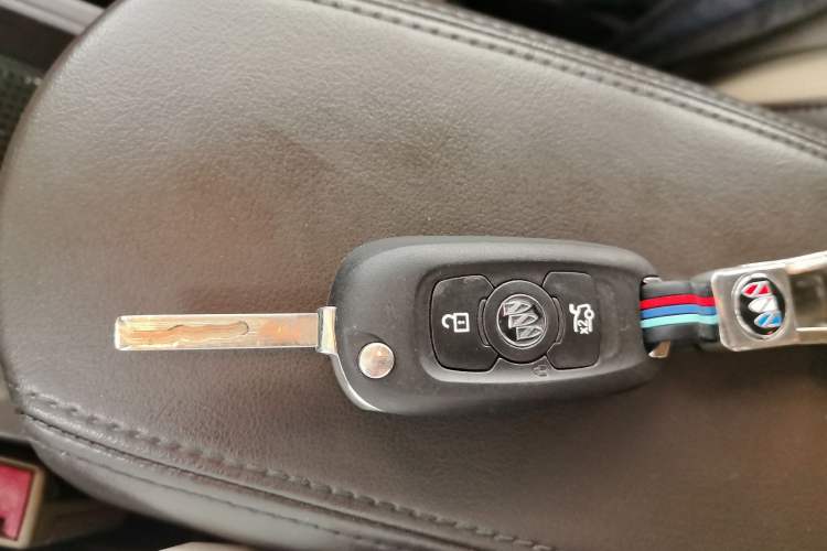 Used Buick Verano 2015 Sedan 15S Automatic Leading Model Vehicle Key