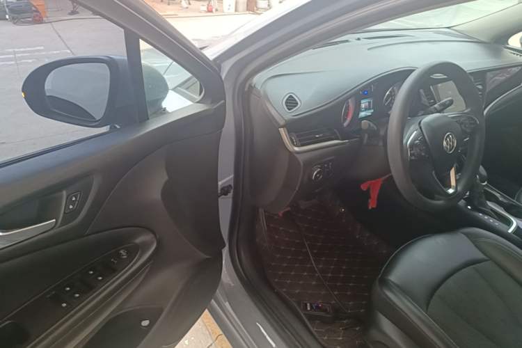 Used Buick Verano 2015 Sedan 20T Dual-Clutch Leading Model Driver Seat