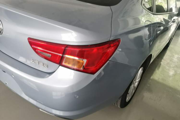 Used Buick Verano 2015 Sedan 20T Dual-Clutch Leading Model Exterior 3