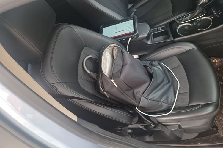 Used Buick Verano 2015 Sedan 20T Dual-Clutch Leading Model Right Front Seat