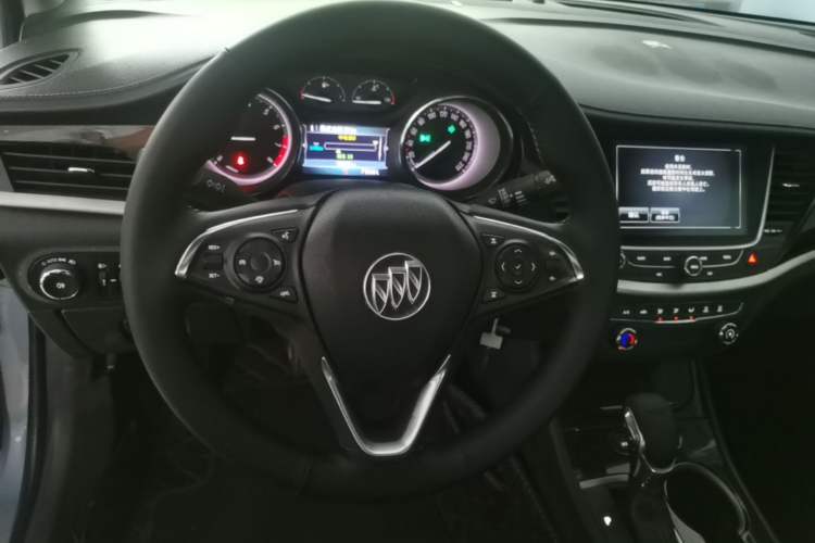 Used Buick Verano 2015 Sedan 20T Dual-Clutch Leading Model Steering Wheel
