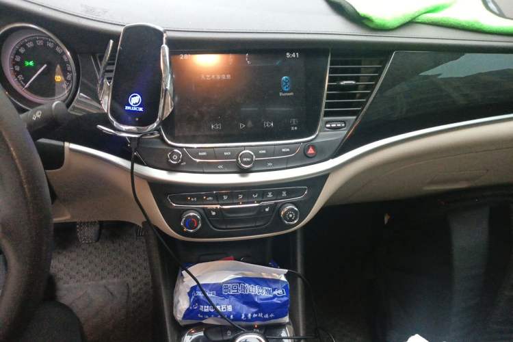 Used Buick Verano 2015 Sedan 15S Manual Leading Model Audio And AC Panel