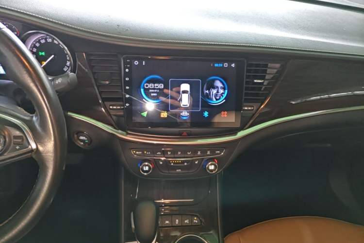 Used Buick Verano 2015 Sedan 20T Dual-Clutch Flagship Model Audio And AC Panel