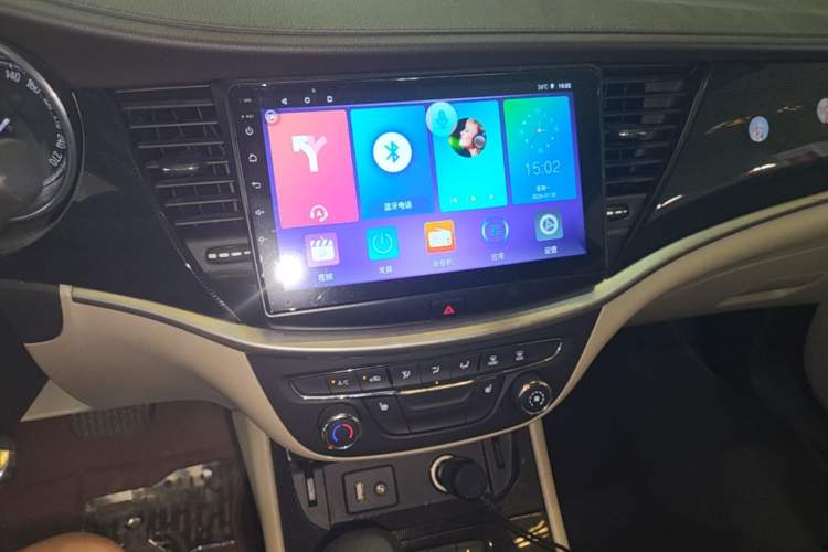 Used Buick Verano 2015 Sedan 15S Automatic Leading Model Audio And AC Panel