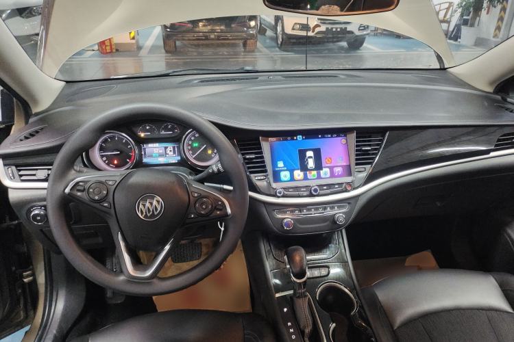 Used Buick Verano 2015 Sedan 20T Dual-Clutch Leading Model Center Console