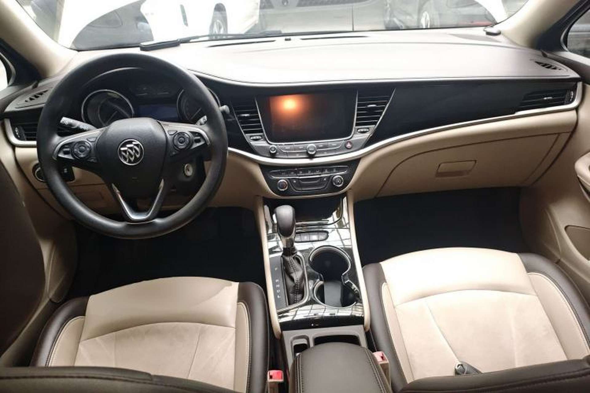 Used Buick Verano 2015 Sedan 15S Automatic Leading Model Center Console