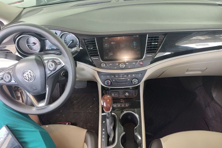 Used Buick Verano 2015 Sedan 15S Automatic Leading Model Center Console