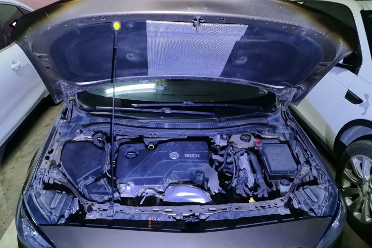 Used Buick Verano 2015 Sedan 15S Automatic Leading Model Engine Bay
