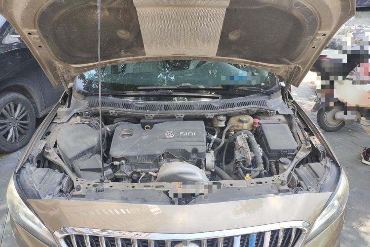 Used Buick Verano 2015 Sedan 15S Automatic Leading Model Engine Bay