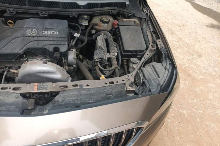 Used Buick Verano 2015 Sedan 15S Manual Leading Model Engine Bay Left