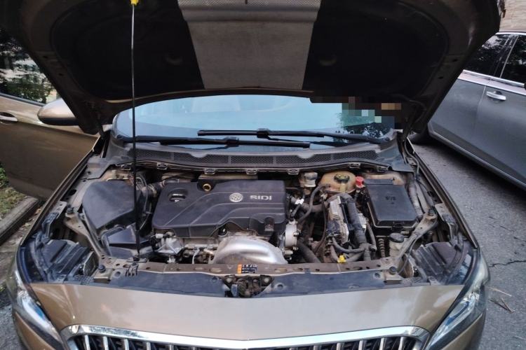 Used Buick Verano 2015 Sedan 15S Automatic Leading Model Engine Bay