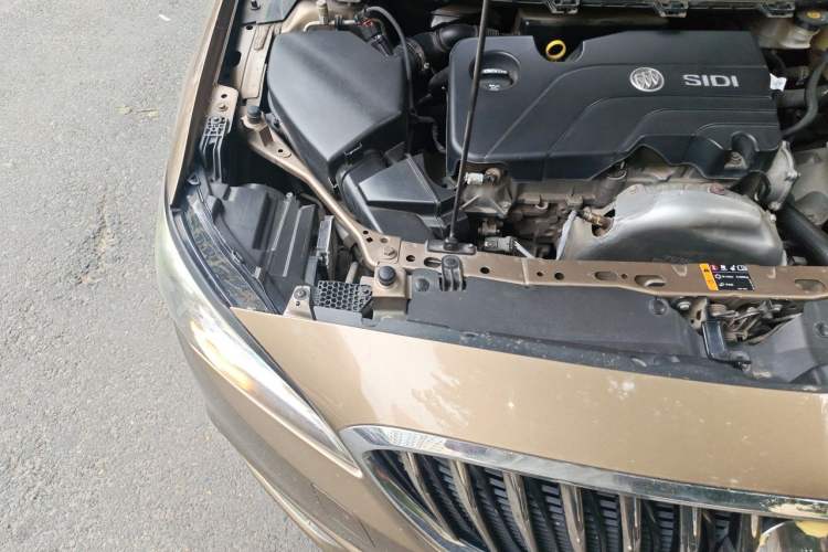 Used Buick Verano 2015 Sedan 15S Automatic Leading Model Engine Bay Right