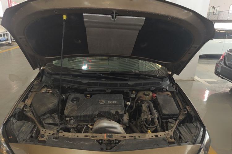 Used Buick Verano 2015 Sedan 15S Automatic Leading Model Engine Bay