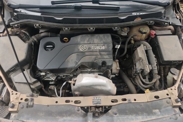 Used Buick Verano 2015 Sedan 15S Automatic Leading Model Engine Bay