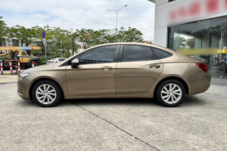 Used Buick Verano 2015 Sedan 15S Automatic Leading Model Exterior 6