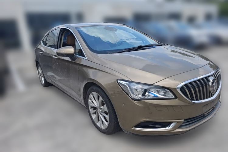 Used Buick Verano 2015 Sedan 20T Dual-Clutch Flagship Model Front Right 45 Deg