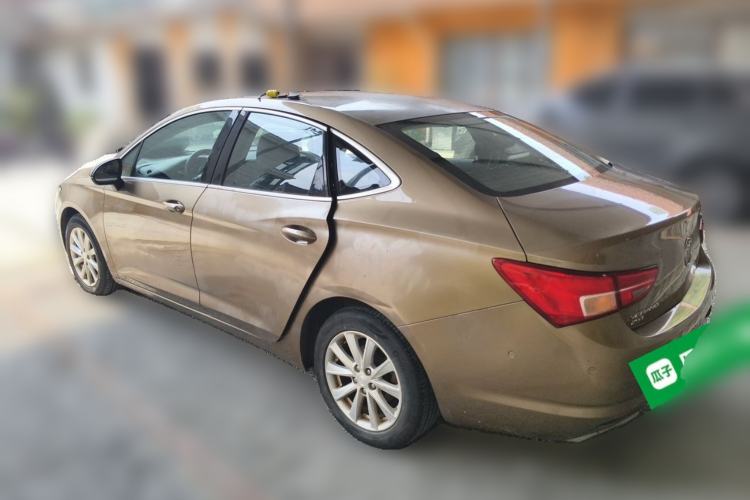 Used Buick Verano 2015 Sedan 20T Dual-Clutch Elite Model Front Right 45 Deg