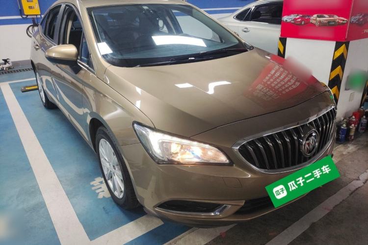 Used Buick Verano 2015 Sedan 20T Dual-Clutch Leading Model Front Right 45 Deg