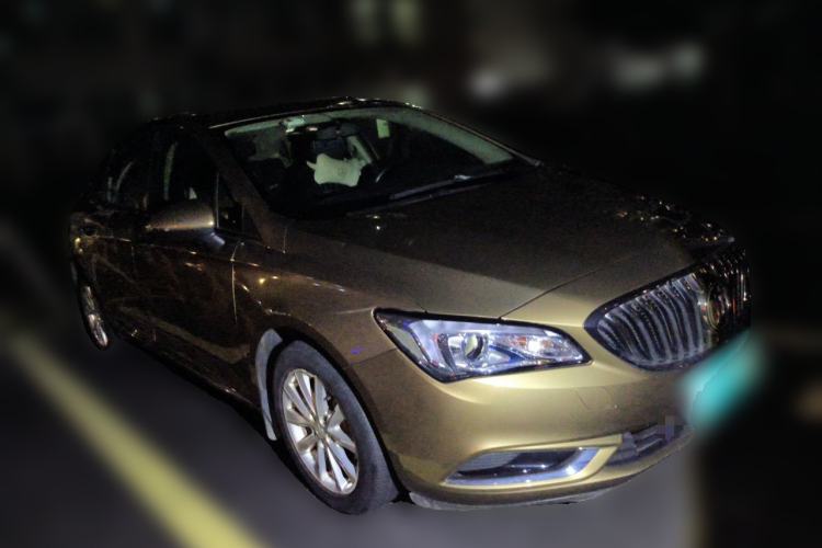 Used Buick Verano 2015 Sedan 20T Dual-Clutch Leading Model Front Right 45 Deg