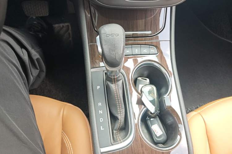 Used Buick Verano 2015 Sedan 20T Dual-Clutch Flagship Model Gear Lever