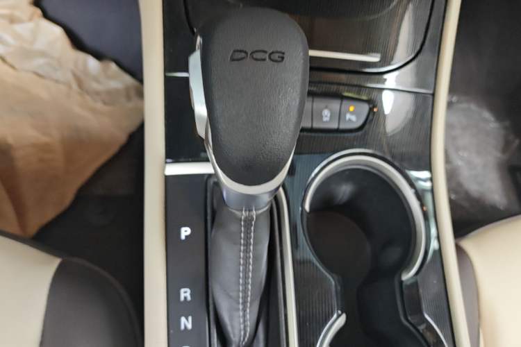 Used Buick Verano 2015 Sedan 15S Automatic Leading Model Gear Lever