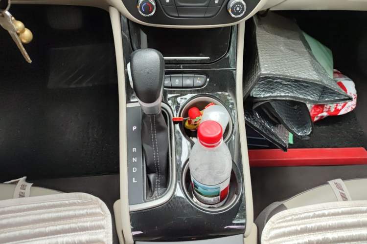 Used Buick Verano 2015 Sedan 15S Automatic Leading Model Gear Lever