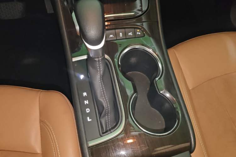 Used Buick Verano 2015 Sedan 20T Dual-Clutch Flagship Model Gear Lever
