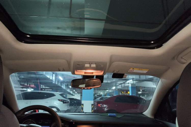 Used Buick Verano 2015 Sedan 20T Dual-Clutch Luxury Model Headliner