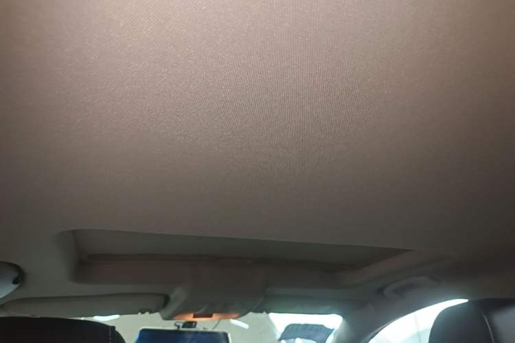 Used Buick Verano 2015 Sedan 20T Dual-Clutch Leading Model Headliner
