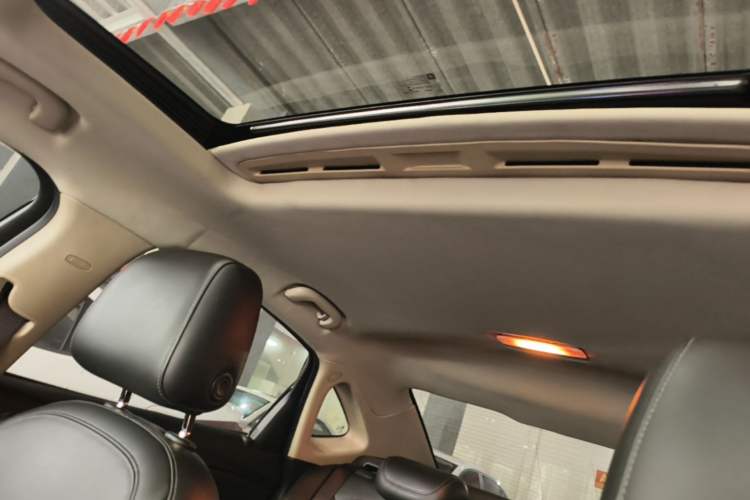 Used Buick Verano 2015 Sedan 20T Dual-Clutch Leading Model Headliner