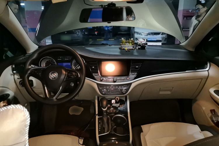 Used Buick Verano 2015 Sedan 15S Automatic Leading Model Interior 2