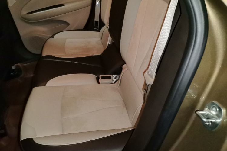 Used Buick Verano 2015 Sedan 15S Automatic Leading Model Interior 4