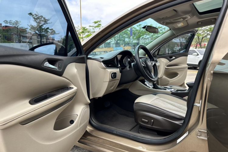 Used Buick Verano 2015 Sedan 15S Automatic Leading Model Interior 9