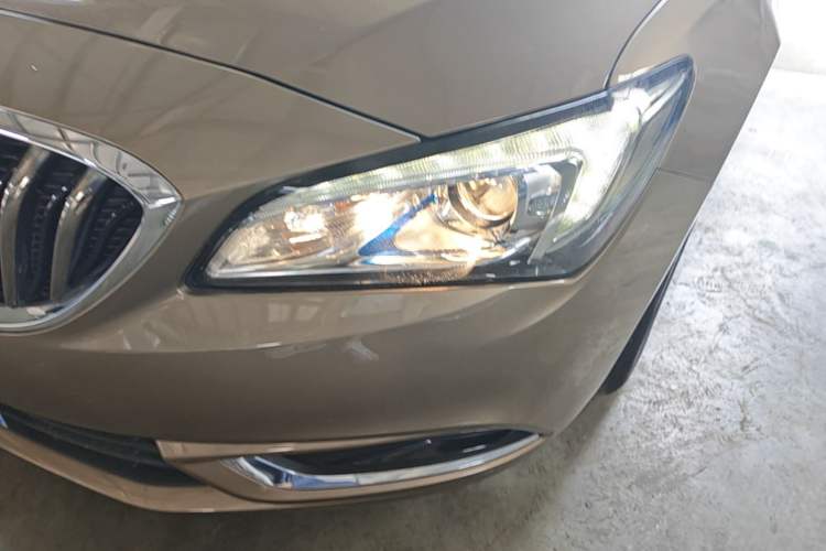 Used Buick Verano 2015 Sedan 15S Automatic Leading Model Left Front Headlight