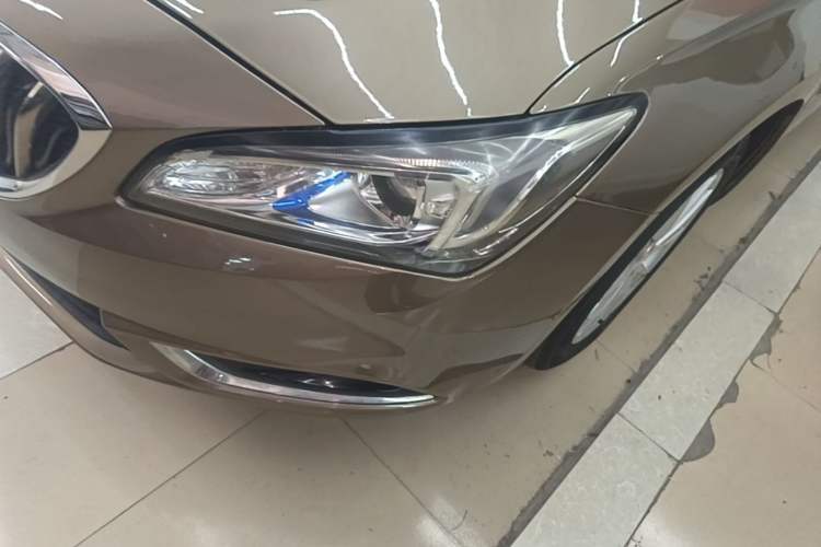 Used Buick Verano 2015 Sedan 20T Dual-Clutch Leading Model Left Front Headlight