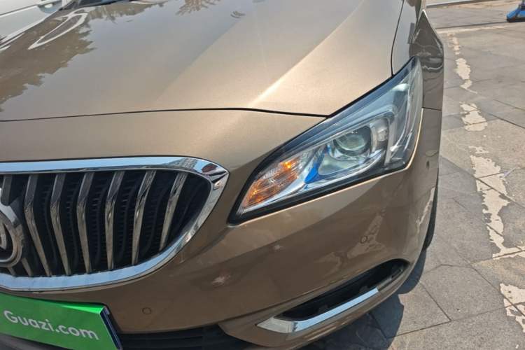 Used Buick Verano 2015 Sedan 20T Dual-Clutch Elite Model Left Front Headlight