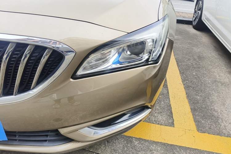 Used Buick Verano 2015 Sedan 15S Automatic Leading Model Left Front Headlight