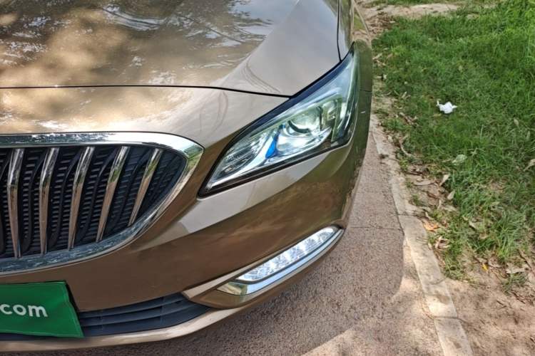 Used Buick Verano 2015 Sedan 15S Automatic Leading Model Left Front Headlight
