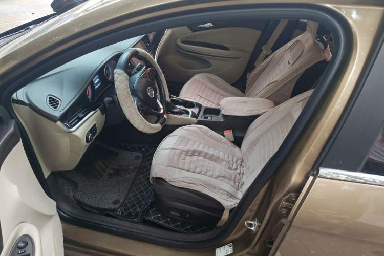 Used Buick Verano 2015 Sedan 15S Automatic Leading Model Left Front Seat