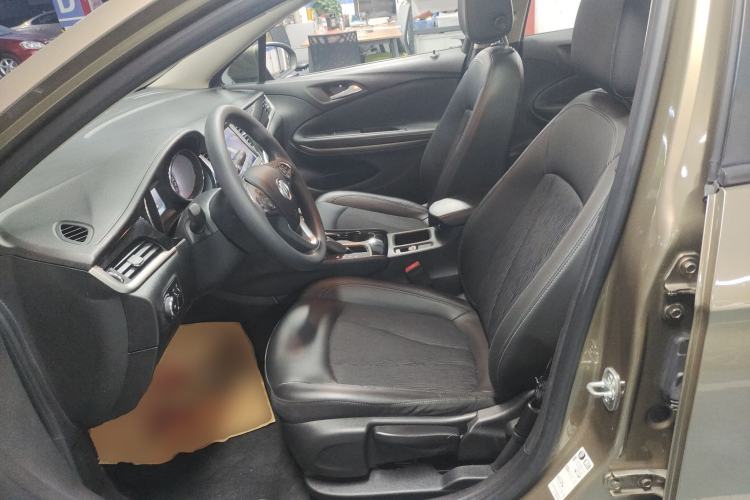 Used Buick Verano 2015 Sedan 20T Dual-Clutch Leading Model Left Front Seat