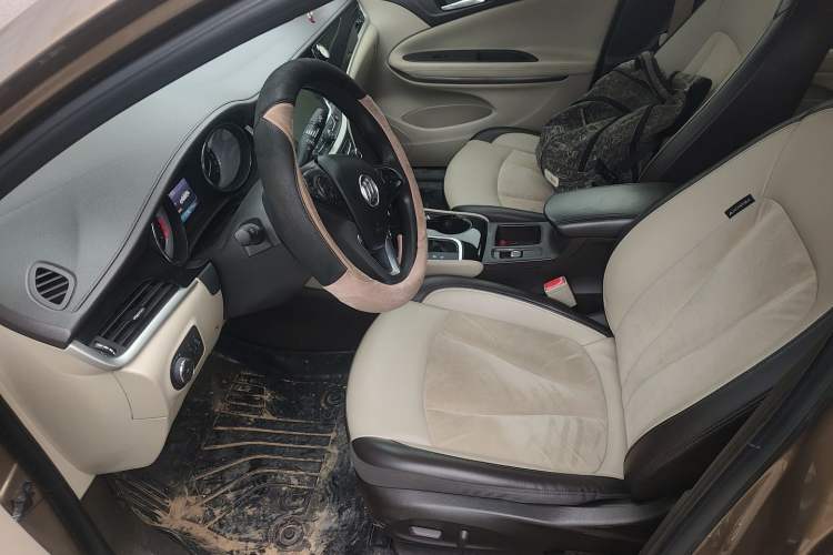 Used Buick Verano 2015 Sedan 15S Automatic Leading Model Left Front Seat