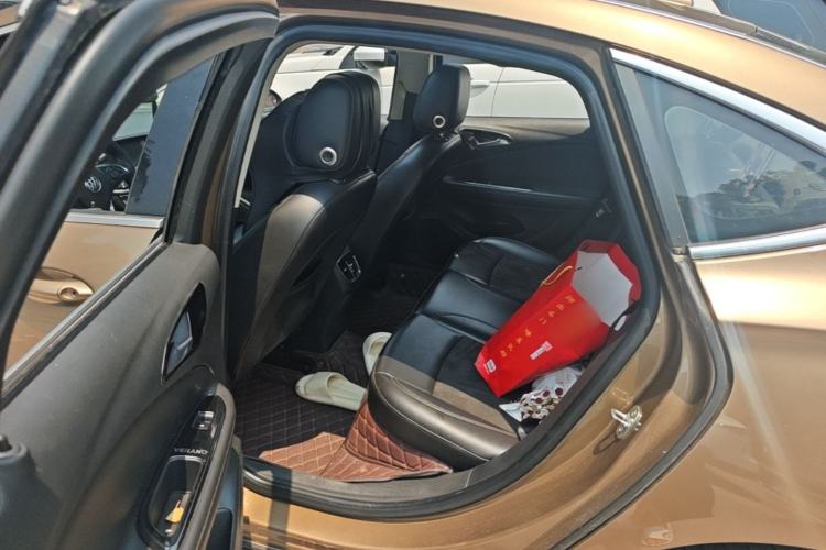 Used Buick Verano 2015 Sedan 20T Dual-Clutch Elite Model Left Rear Seat