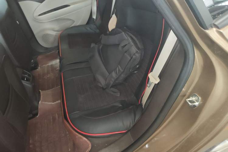 Used Buick Verano 2015 Sedan 15S Automatic Leading Model Left Rear Seat