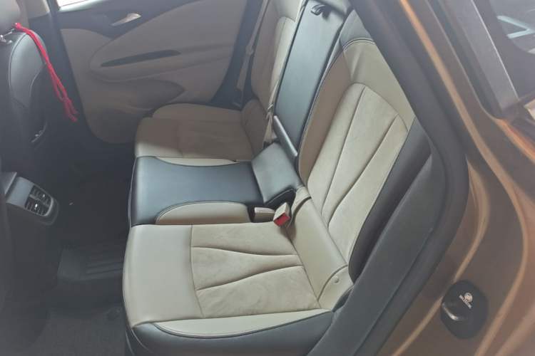 Used Buick Verano 2015 Sedan 15S Automatic Leading Model Left Rear Seat