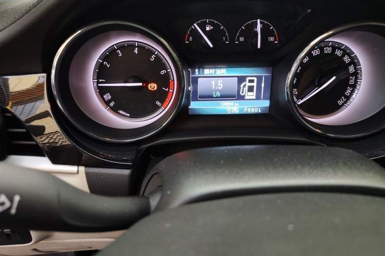 Used Buick Verano 2015 Sedan 15S Automatic Leading Model Odometer Close Up
