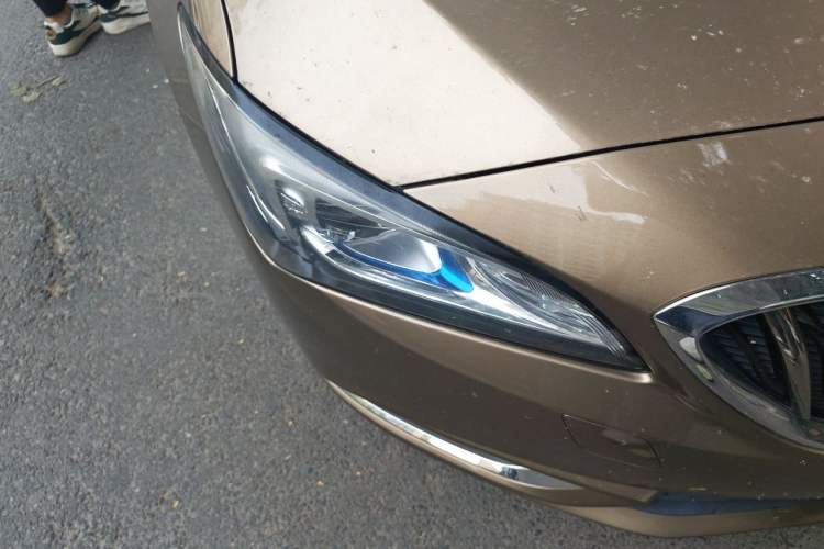Used Buick Verano 2015 Sedan 15S Automatic Leading Model Right Front Headlight